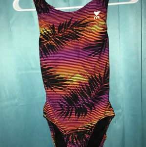 One piece swim suit